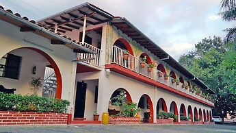 Hotel Los Cedros