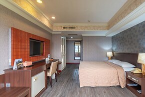 Hamilton Hotel
