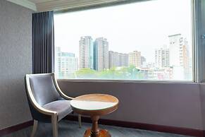 Hamilton Hotel