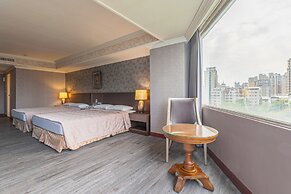 Hamilton Hotel
