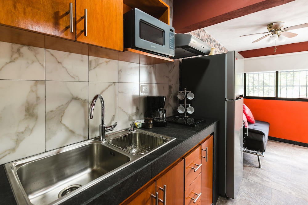 Suite Studio Serviced Apartments