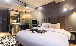 Anyang Premier Hotel XYM