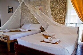 Caluwayan Palm Island Resort