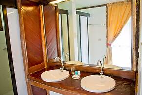 Caluwayan Palm Island Resort