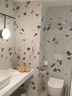 Mazoren Art Hotel