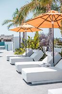 Mazoren Art Hotel