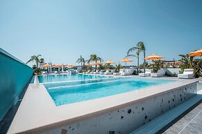 Mazoren Art Hotel