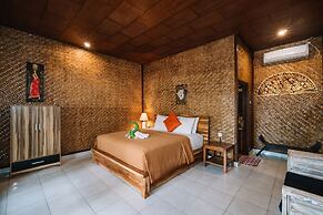Bunda 7 Bungalow