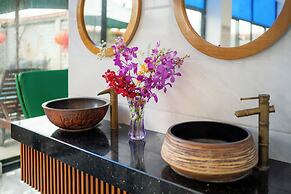 Yellow Daisy Villa