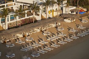 Muscat Hills Resort