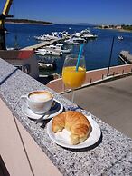 Captain's Club