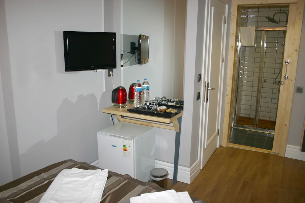 Mayer Cihangir Suites