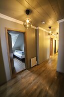 Lava Guesthouse