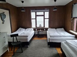 Lava Guesthouse