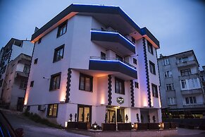 Nazar Suite Apart