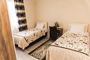 Nazar Suite Apart