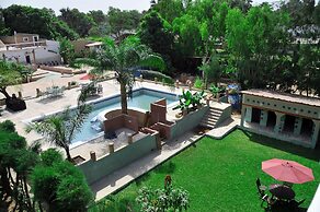 HYPOLINK Village