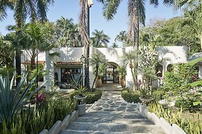 Paradise Beach Lodge
