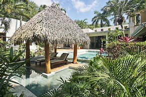 Paradise Beach Lodge