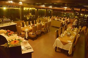 Hunky Dory Resort
