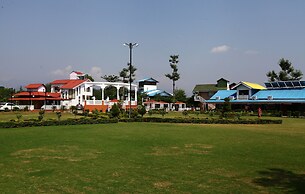 Hunky Dory Resort