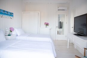Casa Flor - Adults Only