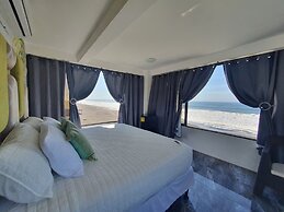 Hotel Maya Jade