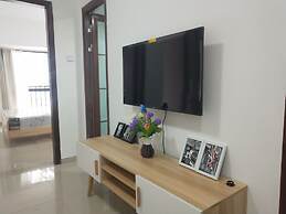 Gemmed Apartment