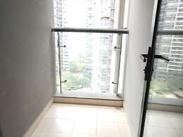 Gemmed Apartment