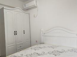 Gemmed Apartment