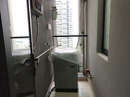Gemmed Apartment