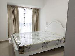 Gemmed Apartment