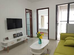 Gemmed Apartment