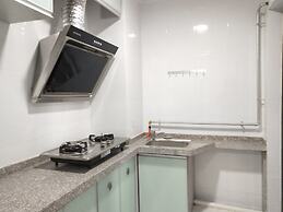 Gemmed Apartment