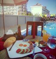 NuttyPhoy Hotel