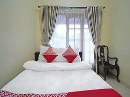 Hotel O Wisma Empat Lima Syariah