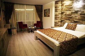 Rey Manes Hotel