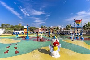 Parc Saint James Oasis Village