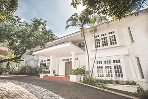 Capital O 332 Residence G17 Kemang
