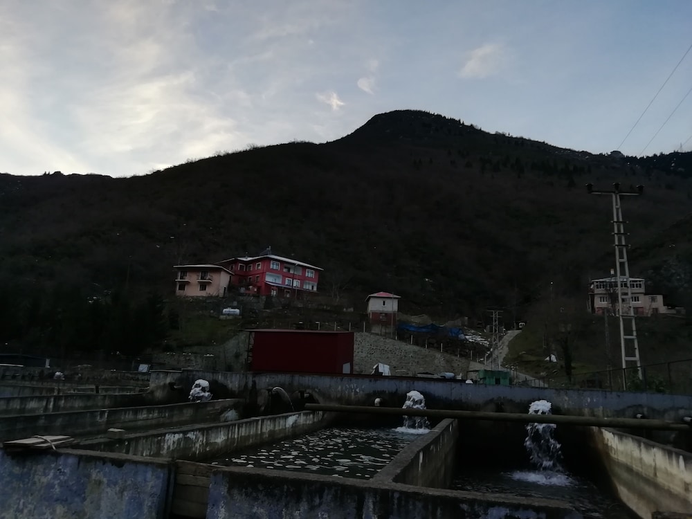 Seremet Dinlenme Tesisi