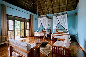 Buffalo Safari Lodge