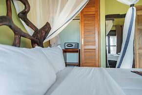 Buffalo Safari Lodge