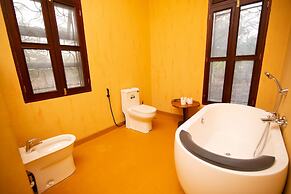 Buffalo Safari Lodge