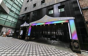 LA View Hotel