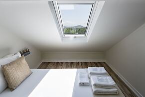 JR Studios & Suites