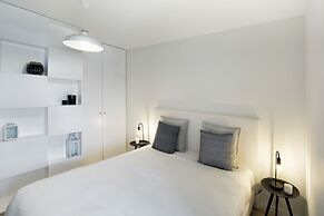 JR Studios & Suites