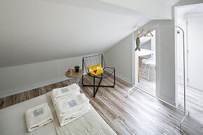 JR Studios & Suites