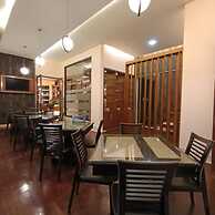 Omahqu Guest House