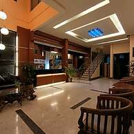 Omahqu Guest House