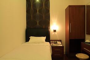 Omahqu Guest House